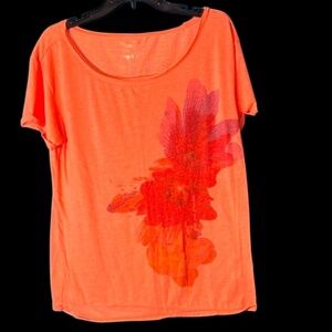 American Eagle Outfitters Coral Floral Tee